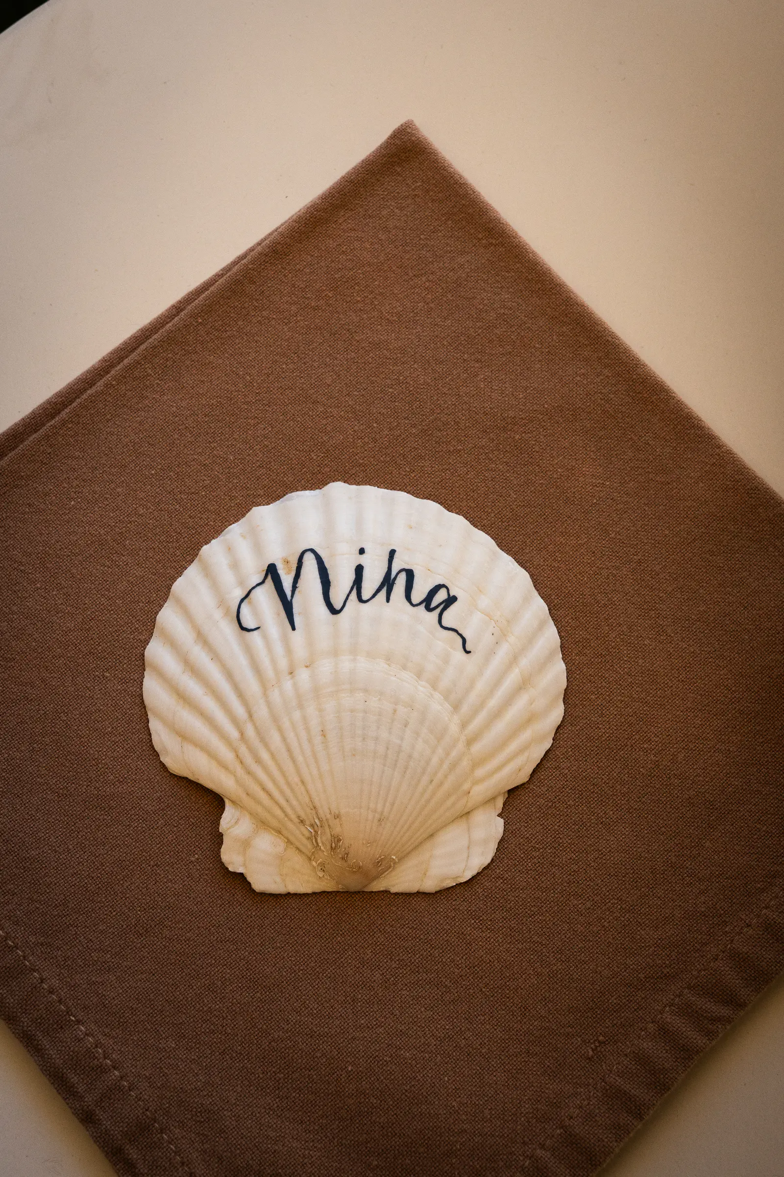 Shell Place card